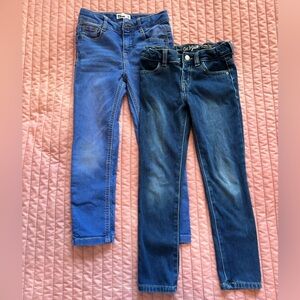 Pair of blue jeans for little girls - size 5